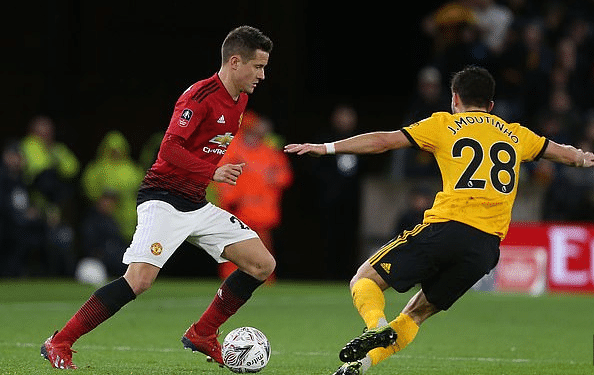 仅体现在首 仅体现在首