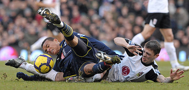 利用他们的 利用他们的