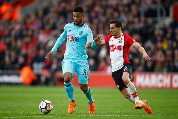 他们的后防 他们的后防